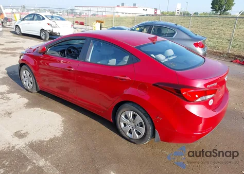 2016 Hyundai Elantra Se z USA, uszkodzony, nr VIN KMHDH4AE1GU504163